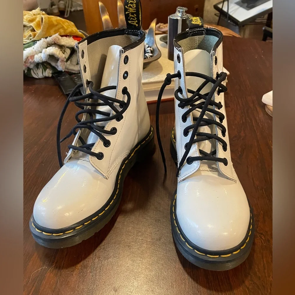 Dr. Martens 1460 Patent Leather The Original Boots - Picture 1 of 12